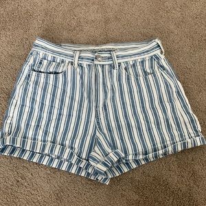 American Eagle Mom Shorts
